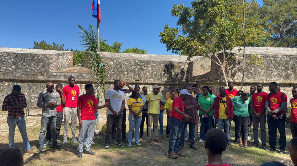La Fondation STO et le Manifeste «L’Appel du Lambi» lancent la résistance à Fort-Jacques avec la plantation symbolique d’arbres dédiés à Dessalines et Pétion